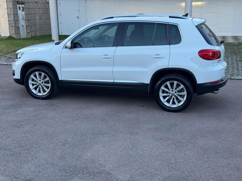 Volkswagen Tiguan 2.0 TSI - foto 5