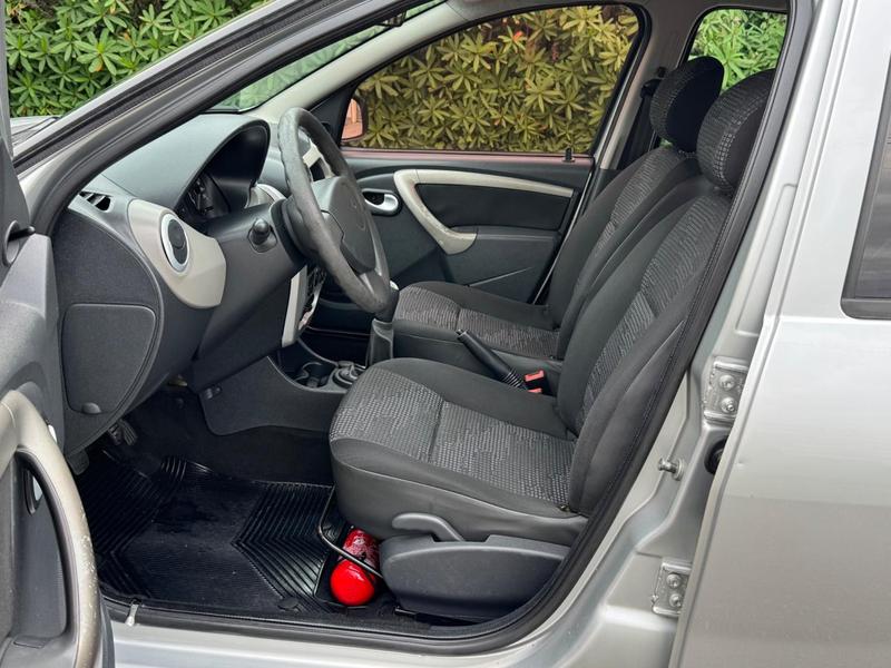 Renault Sandero Authentique Hi Flex 1.0 16V 5P - foto 9