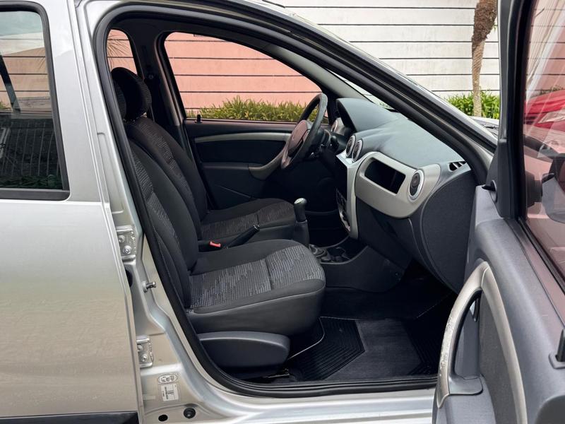 Renault Sandero Authentique Hi Flex 1.0 16V 5P - foto 14