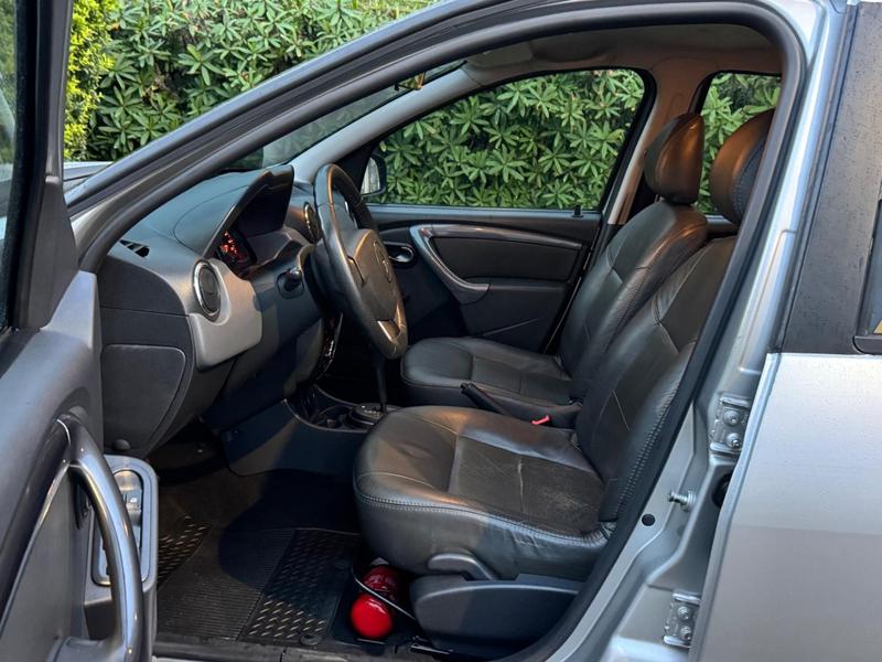 Renault Duster 2.0 D 4x2a - foto 10