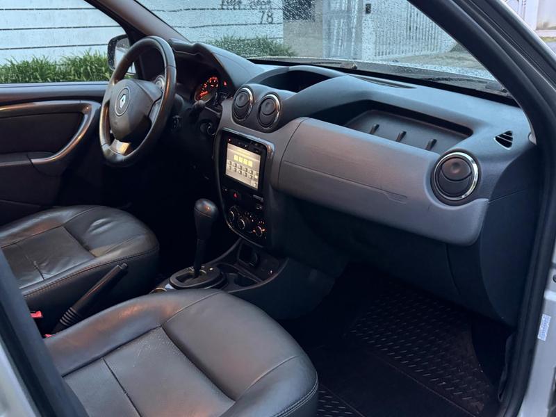 Renault Duster 2.0 D 4x2a - foto 15