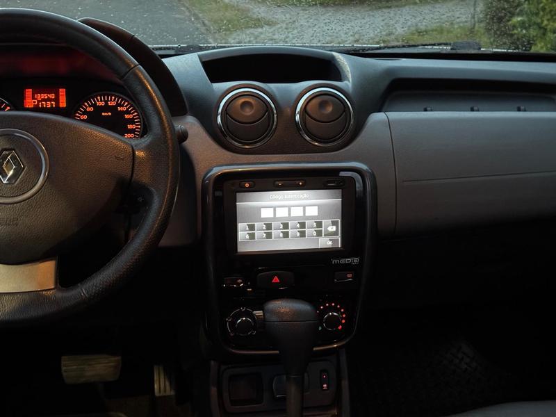 Renault Duster 2.0 D 4x2a - foto 14