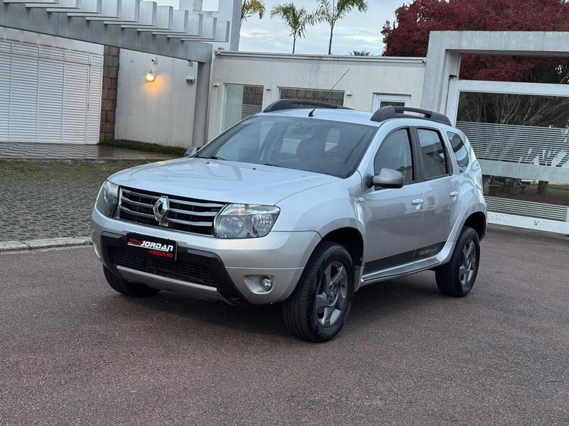 Renault Duster 2.0 D 4x2a - foto 4