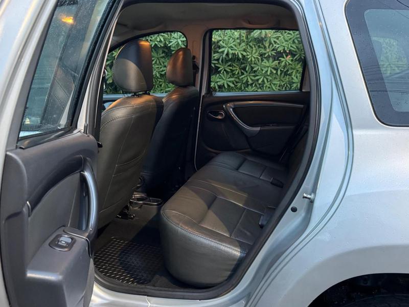 Renault Duster 2.0 D 4x2a - foto 20
