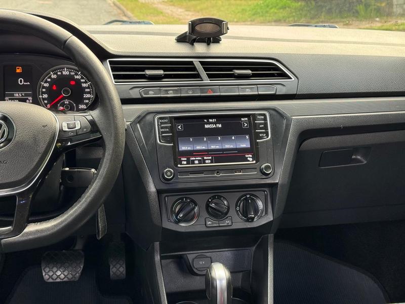 Volkswagen Voyage 1.6 MSI Flex 16V 4P Aut. - foto 13
