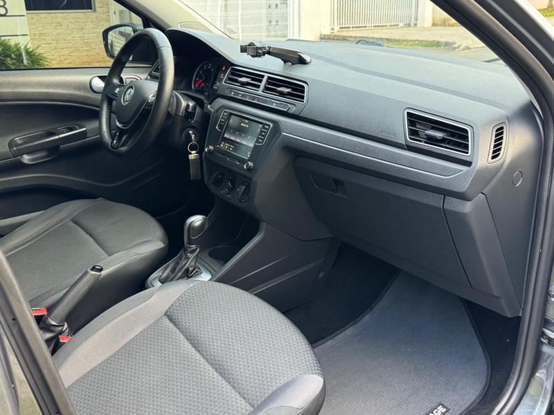 Volkswagen Voyage 1.6 MSI Flex 16V 4P Aut. - foto 14