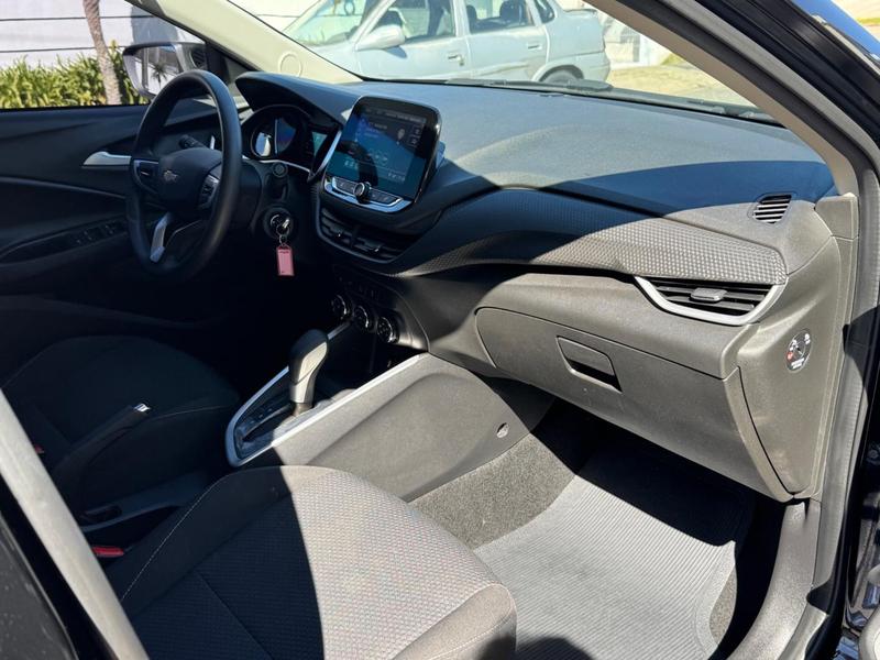 Chevrolet Onix Plus 10tat - foto 15