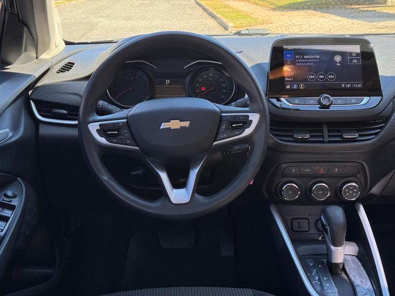 Chevrolet Onix Plus 10tat - foto 12