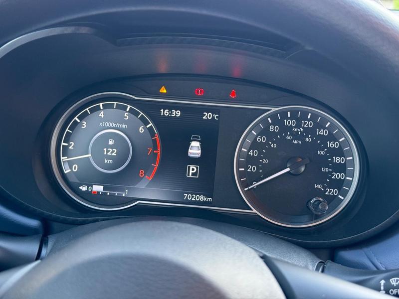 Nissan Versa Advnc CVT - foto 14