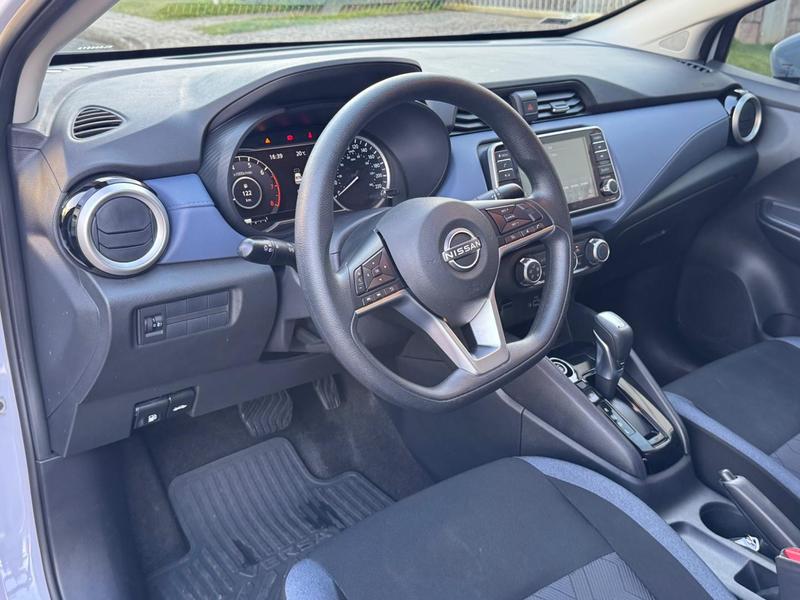 Nissan Versa Advnc CVT - foto 9