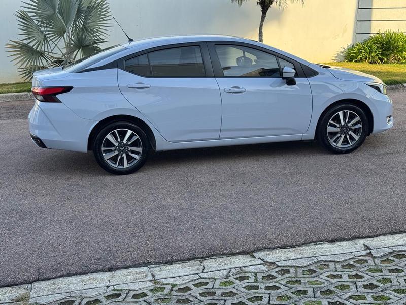Nissan Versa Advnc CVT - foto 8
