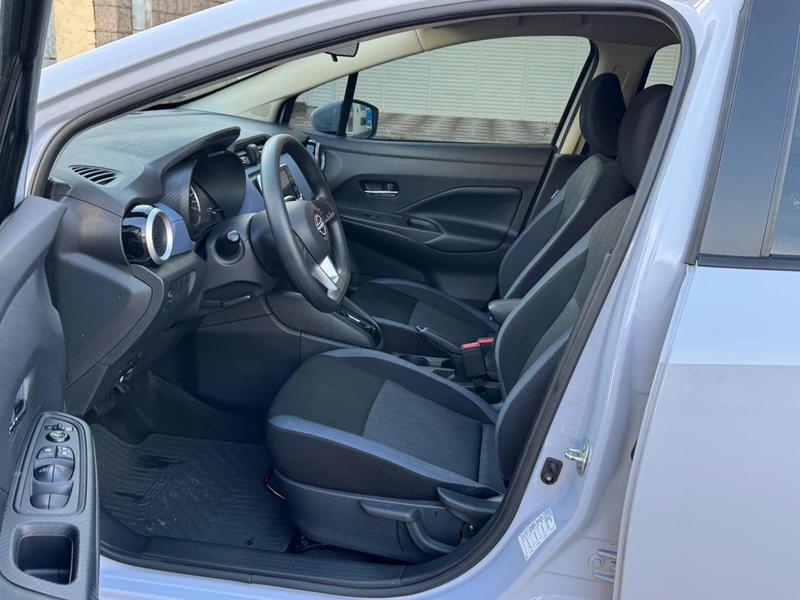 Nissan Versa Advnc CVT - foto 11