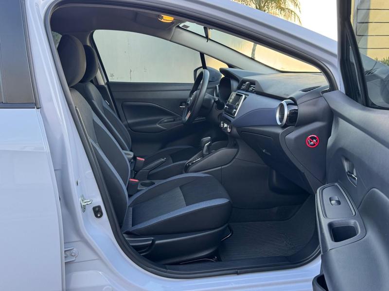 Nissan Versa Advnc CVT - foto 17