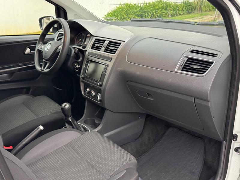 Volkswagen Fox Highline I Motion 1.6 Flex 16V 5P - foto 14
