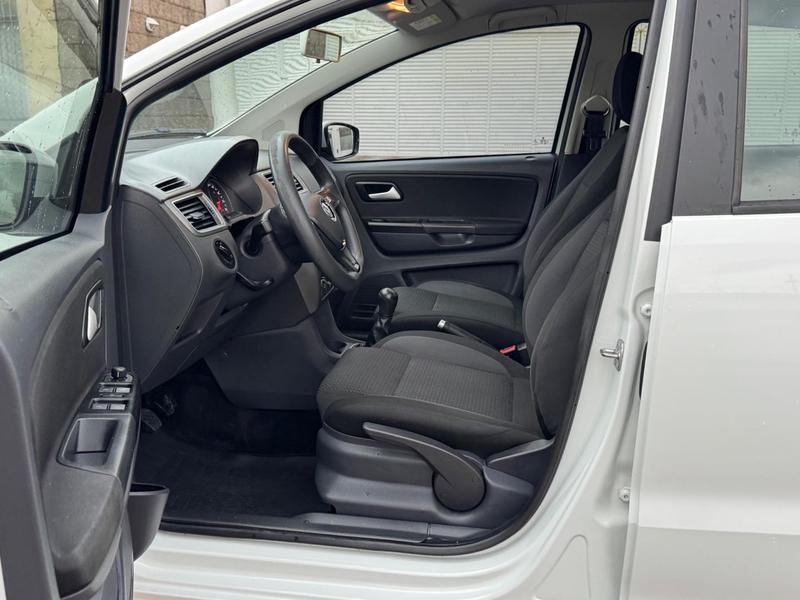 Volkswagen Fox Highline I Motion 1.6 Flex 16V 5P - foto 9
