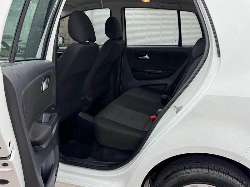Volkswagen Fox Highline I Motion 1.6 Flex 16V 5P - foto 19