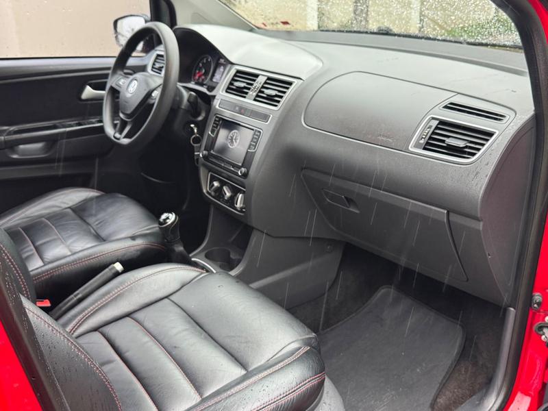 Volkswagen Fox Connect Mb - foto 13