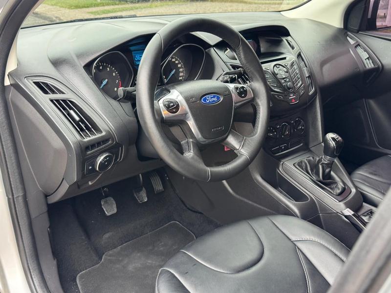 Ford Focus S 1.6 H - foto 7