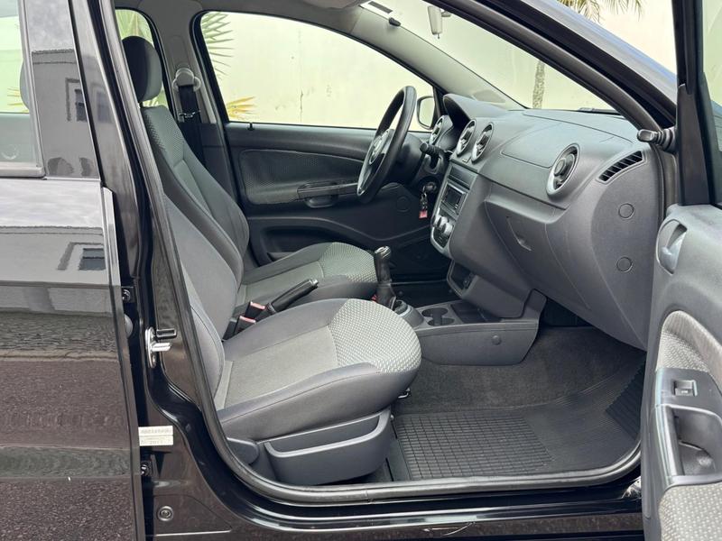 Volkswagen Gol City (trend) 1.0 Mi Total Flex 8V 2P - foto 16