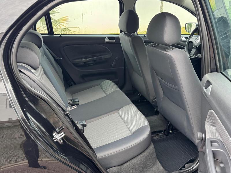 Volkswagen Gol City (trend) 1.0 Mi Total Flex 8V 2P - foto 10