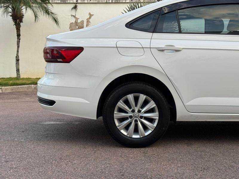Volkswagen Virtus 1.6 MSI Flex 16V 5P Mec. - foto 2