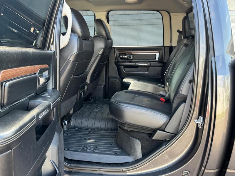 Ram 2500 Laramie 6.7 TDI Cd 4X4 Diesel - foto 17