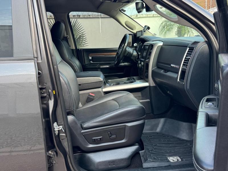 Ram 2500 Laramie 6.7 TDI Cd 4X4 Diesel - foto 19