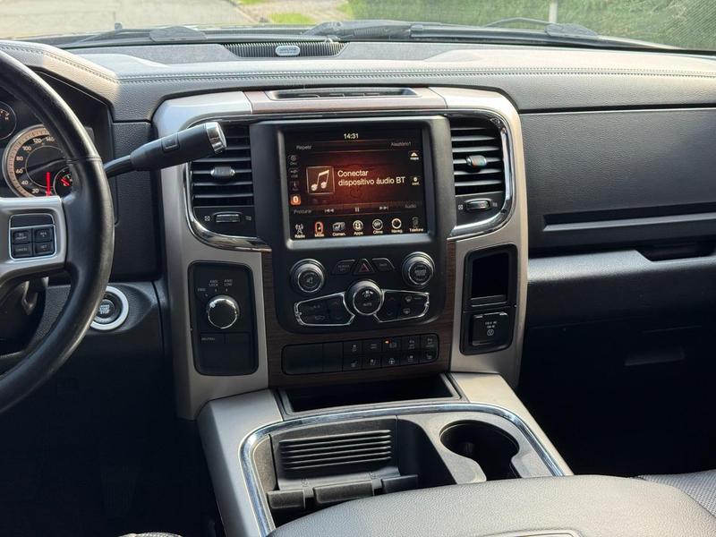 Ram 2500 Laramie 6.7 TDI Cd 4X4 Diesel - foto 3