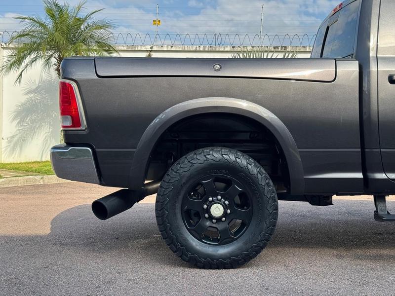 Ram 2500 Laramie 6.7 TDI Cd 4X4 Diesel - foto 11