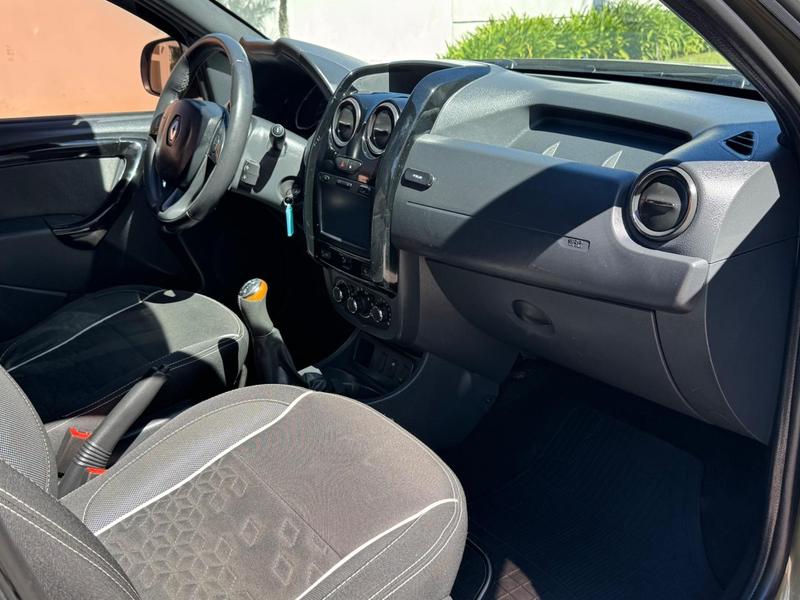 Renault Oroch Dyn 1.6 Sce - foto 12