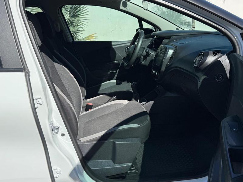 Renault Captur Zen 16m - foto 16