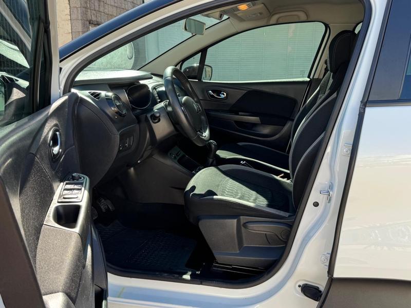 Renault Captur Zen 16m - foto 9