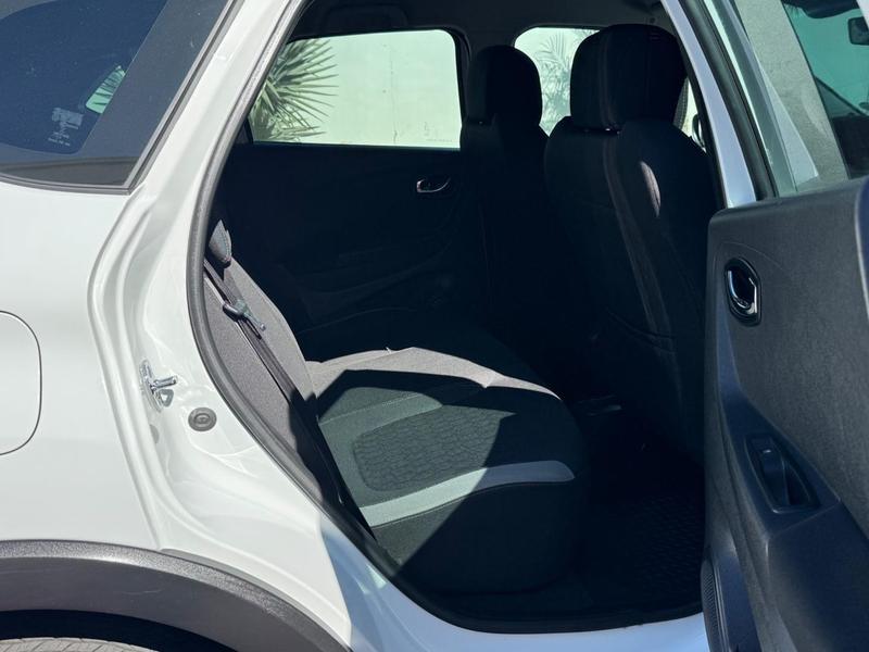 Renault Captur Zen 16m - foto 17