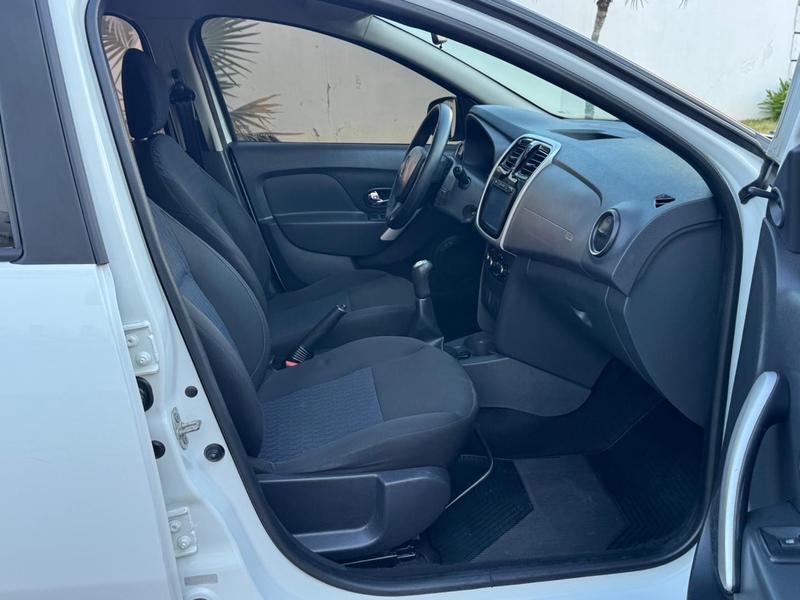 Renault Sandero Expr 1.0 - foto 15