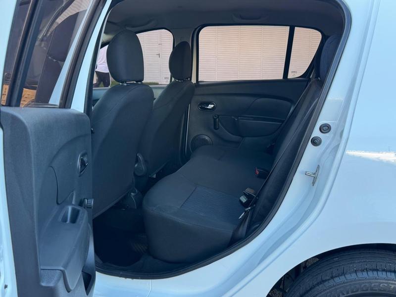 Renault Sandero Expr 1.0 - foto 18