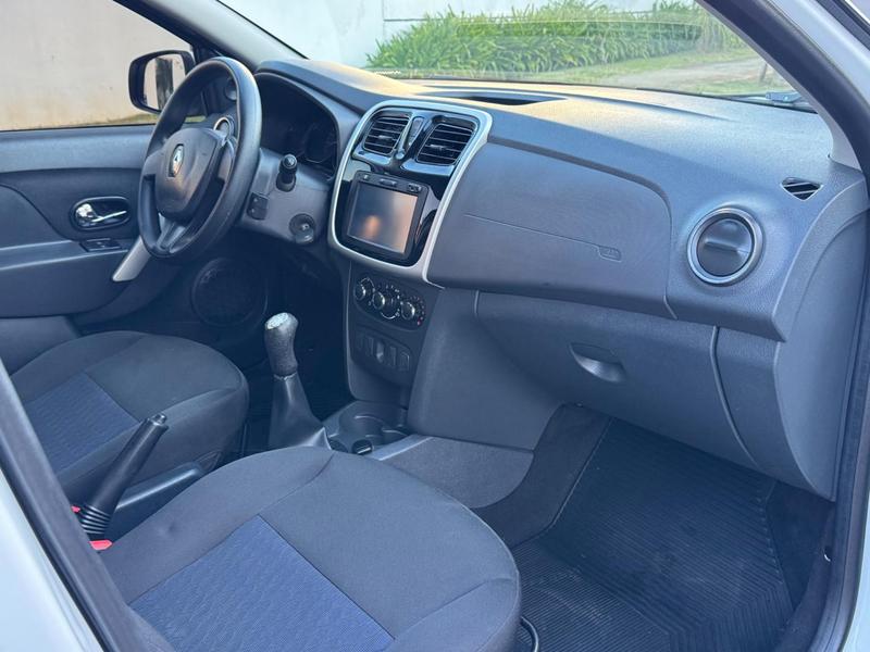 Renault Sandero Expr 1.0 - foto 13