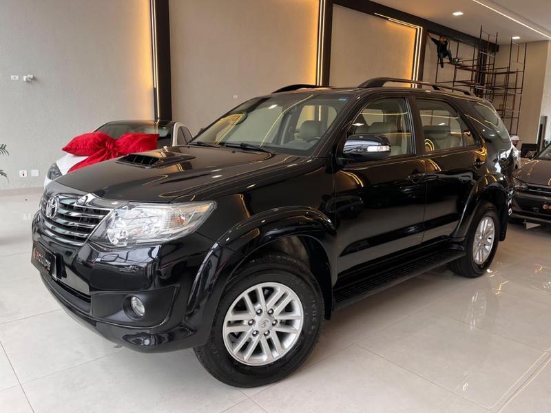 TOYOTA HILUX SW4 3.0 SRV 4X4 16V TURBO INTERCOOLER DIESEL 4P AUT