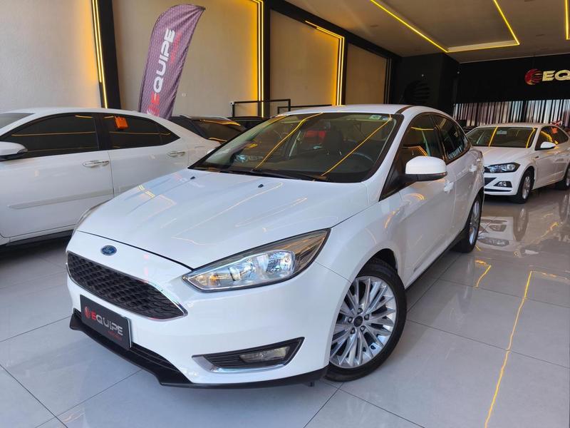 FORD FOCUS SEDAN SE 2.0 AUT
