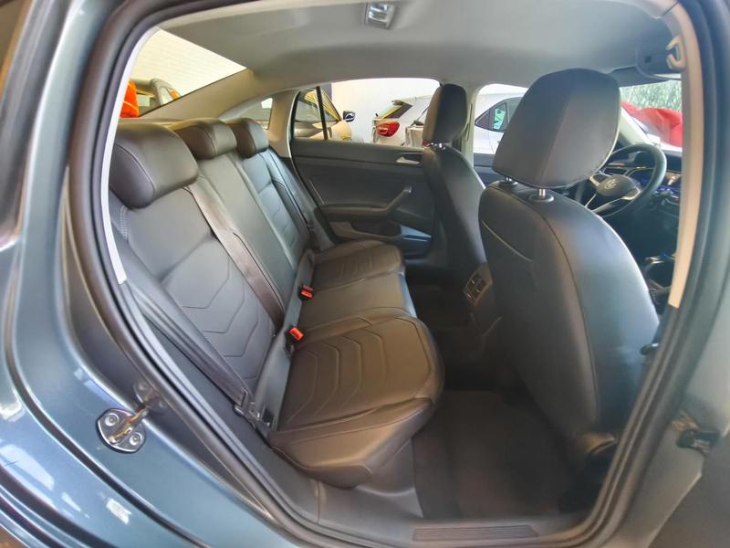 Volkswagen Virtus Comfort 200 TSI 1.0 Flex 12V Automático - foto 15