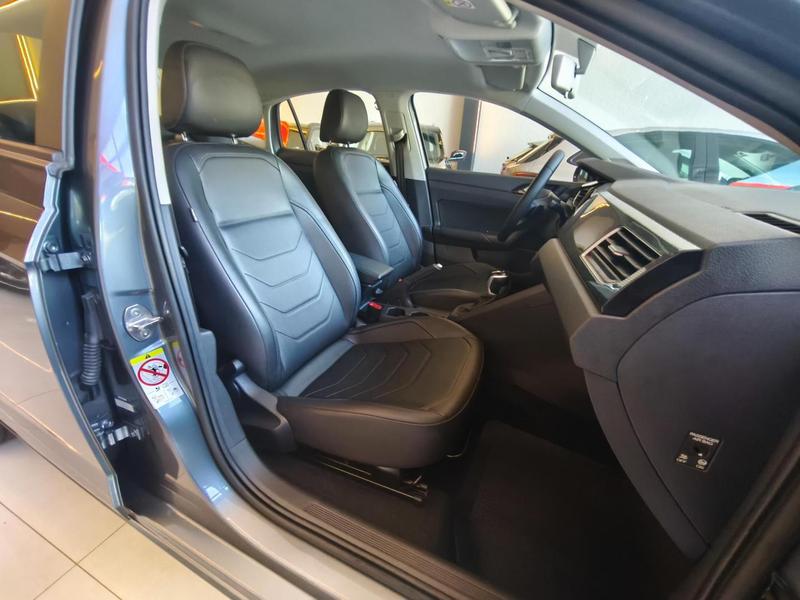 Volkswagen Virtus Comfort 200 TSI 1.0 Flex 12V Automático - foto 16