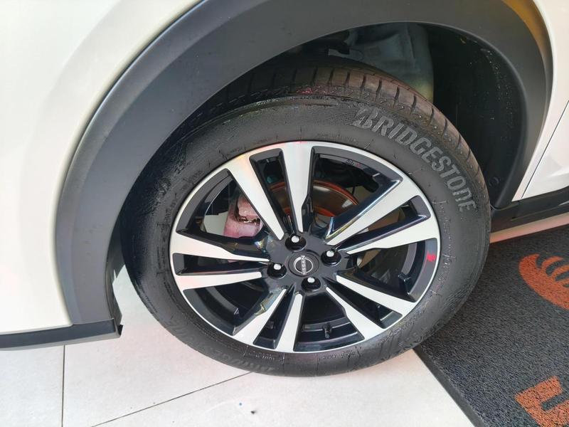 Nissan Kicks Advance CVT - foto 18