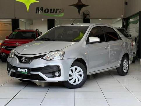 TOYOTA ETIOS SEDAN XS AUTOMATICO FLEX