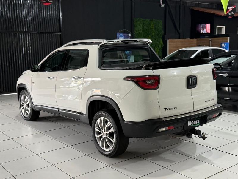 Fiat Toro Volcano 2.0 16V 4X4 Tb Diesel Automático - foto 4