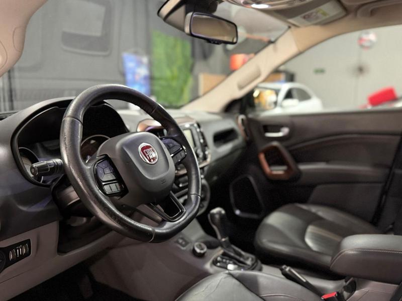 Fiat Toro Volcano 2.0 16V 4X4 Tb Diesel Automático - foto 8