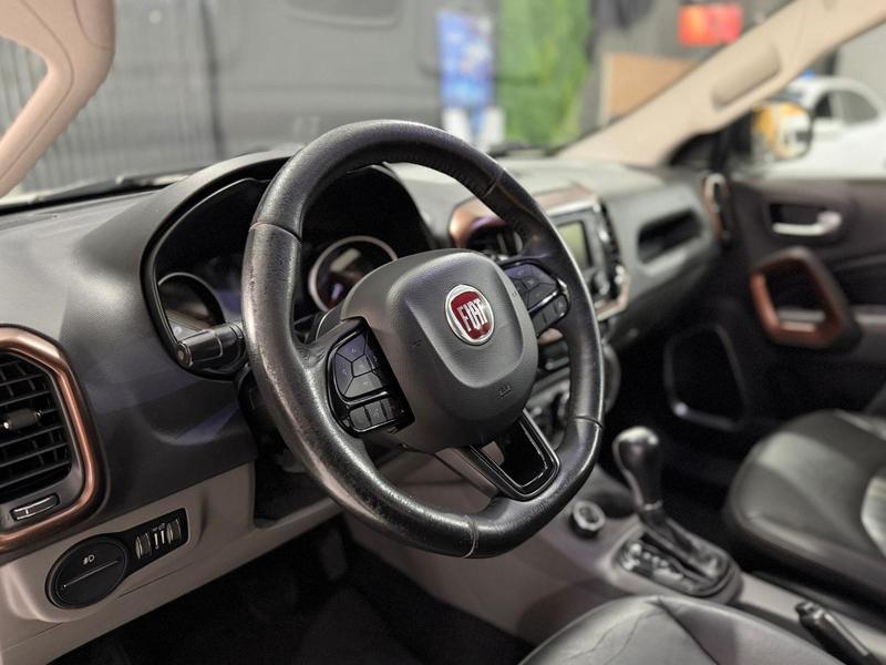 Fiat Toro Volcano 2.0 16V 4X4 Tb Diesel Automático - foto 10