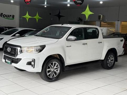 TOYOTA HILUX CD SRV 4X4 2.8 TDI DIESEL AUT.