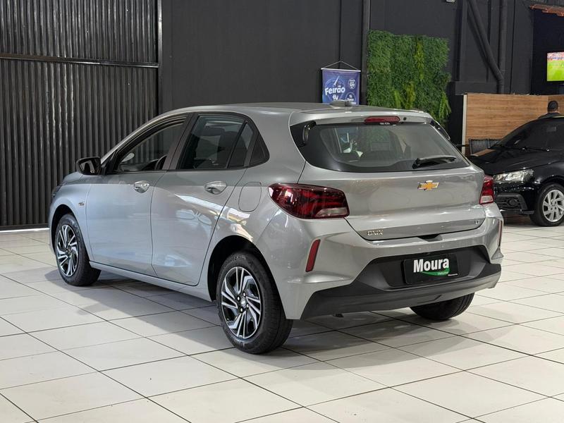 Chevrolet Onix Hatch LT 1.0 12V Flex 5P Mec - foto 3