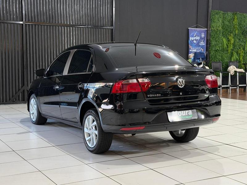 Volkswagen Voyage Trendline 1.6 - foto 2