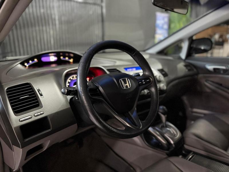 Honda Civic Lxs 1.8 16V Flex Automático - foto 6