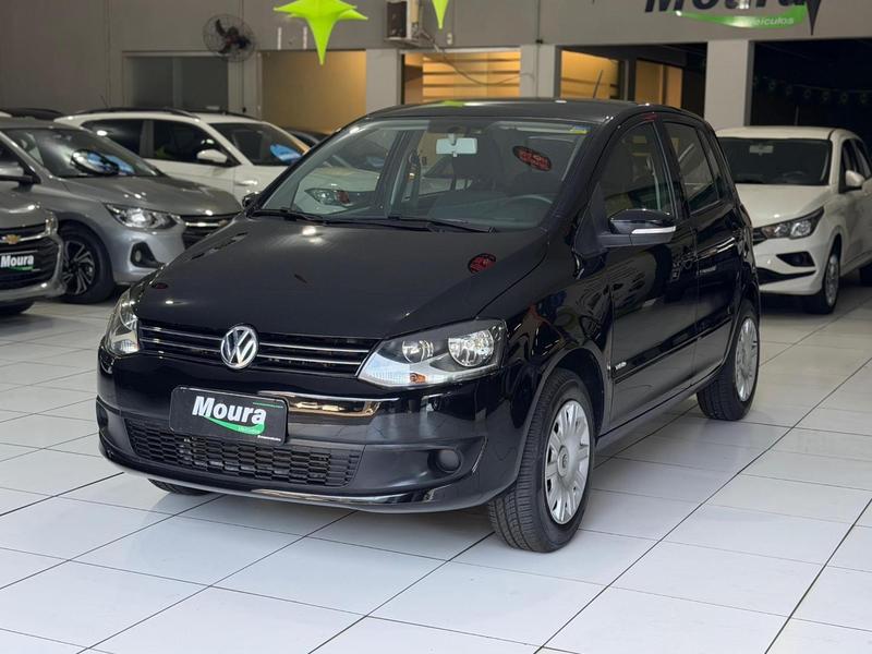 Volkswagen Fox 1.0 Mi 8V Total Flex 4P - foto 2